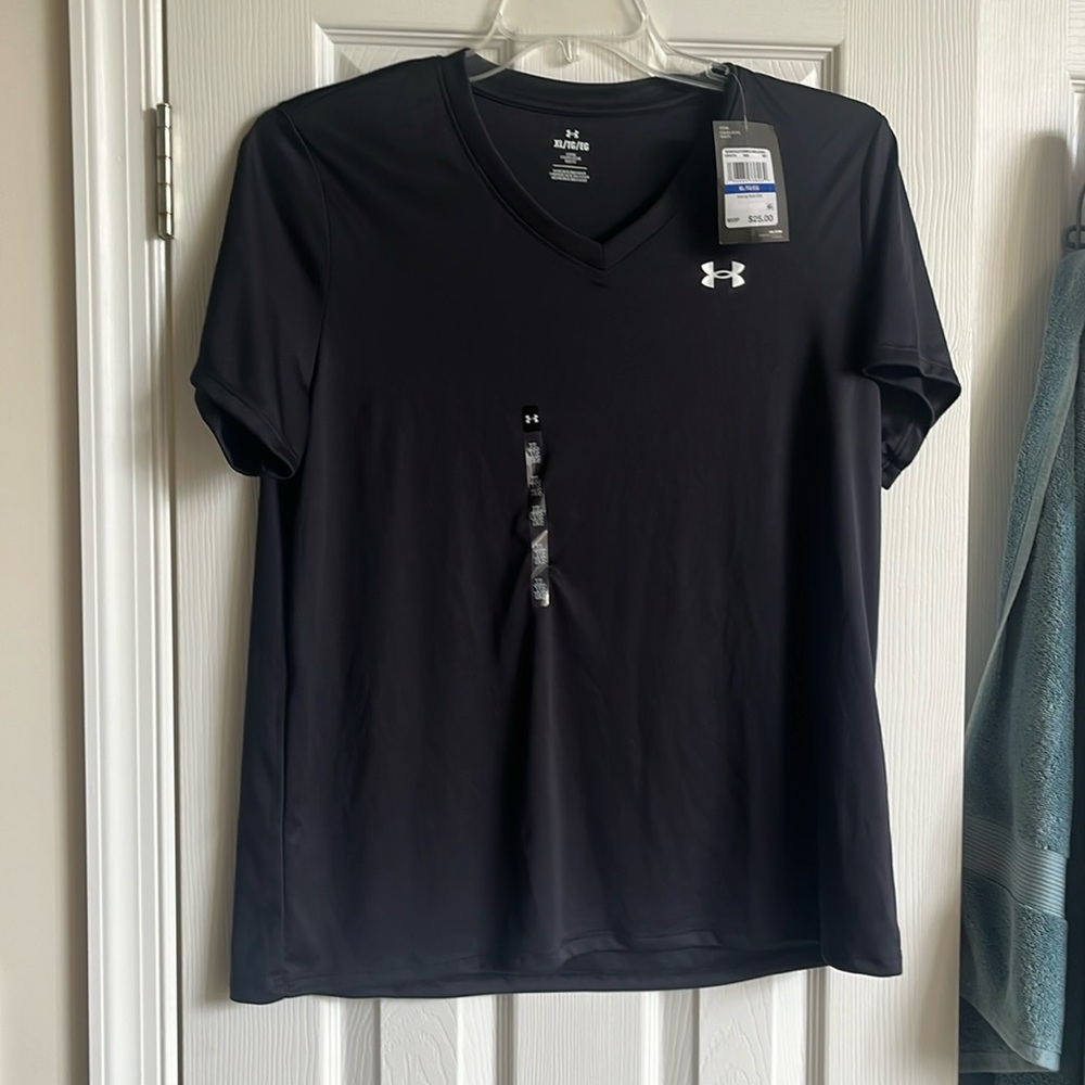 NWT Under Armour Loose Workout Shirt XL